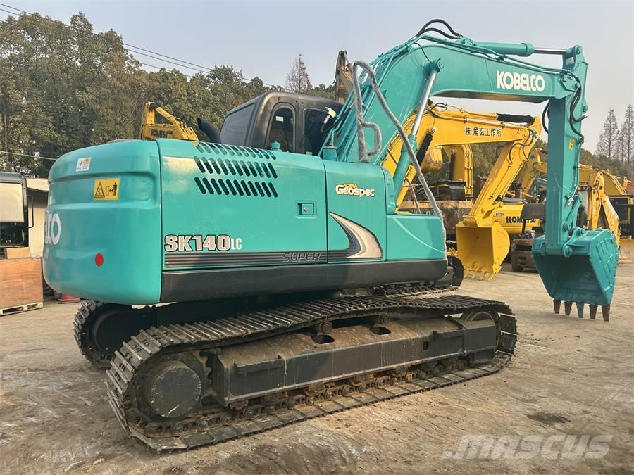 Kobelco SK 140 Гусеничні екскаватори