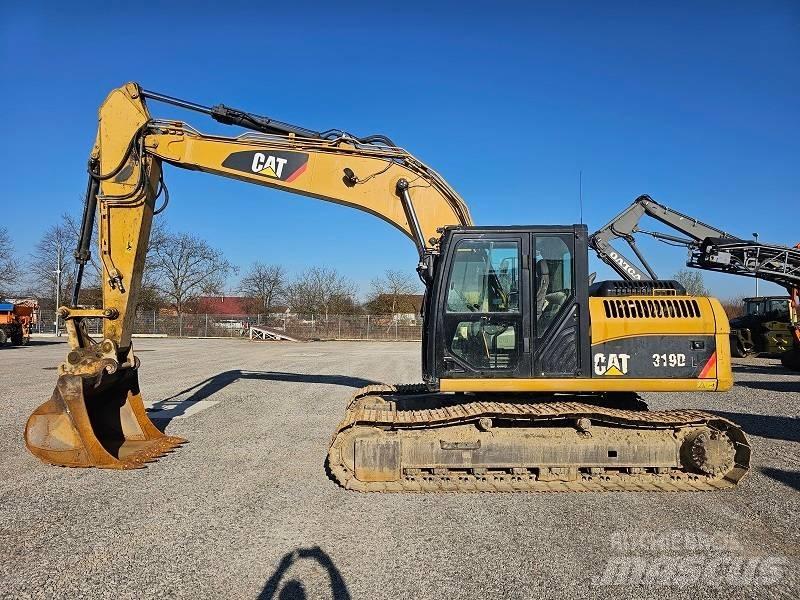 CAT 319 D L Гусеничні екскаватори