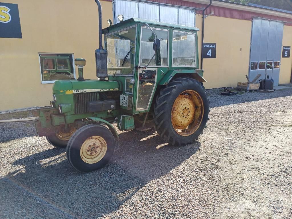 John Deere 1630 Трактори