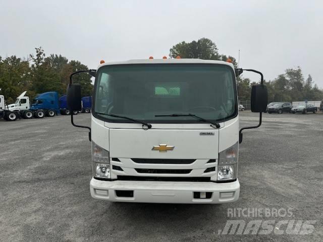 Chevrolet LCF4500HD Вантажівки-платформи/бокове розвантаження