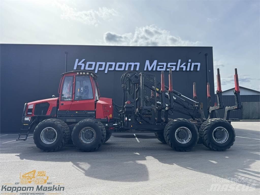 Komatsu 895 Форвардери