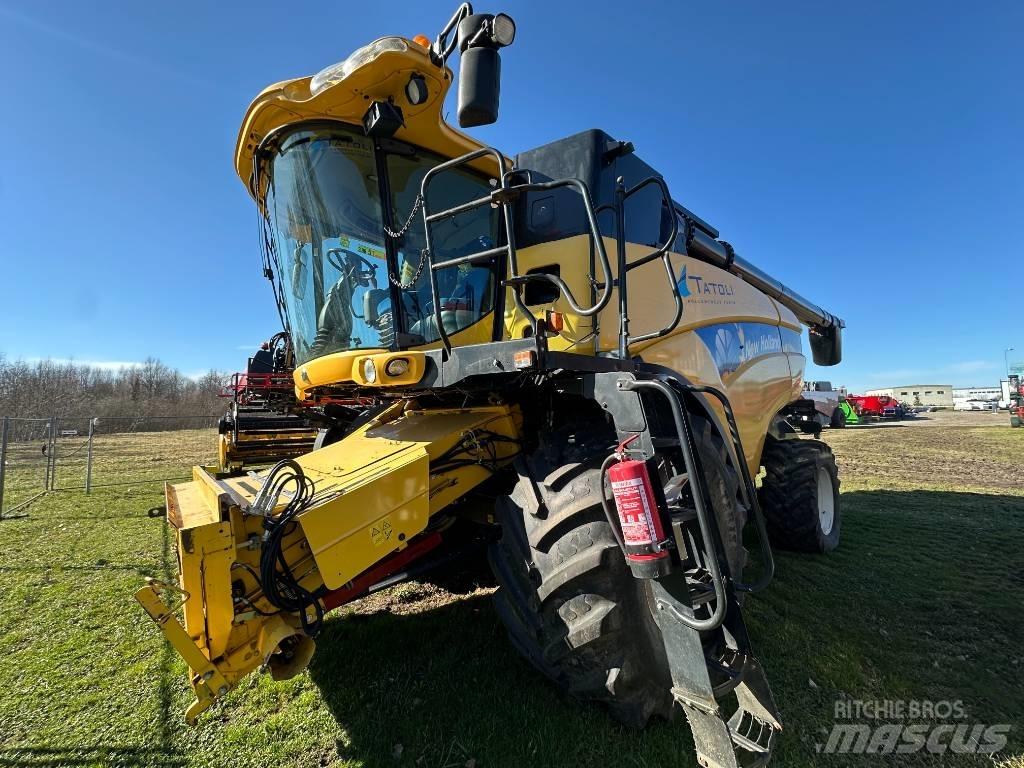 New Holland CX 8080 Зернозбиральні комбайни
