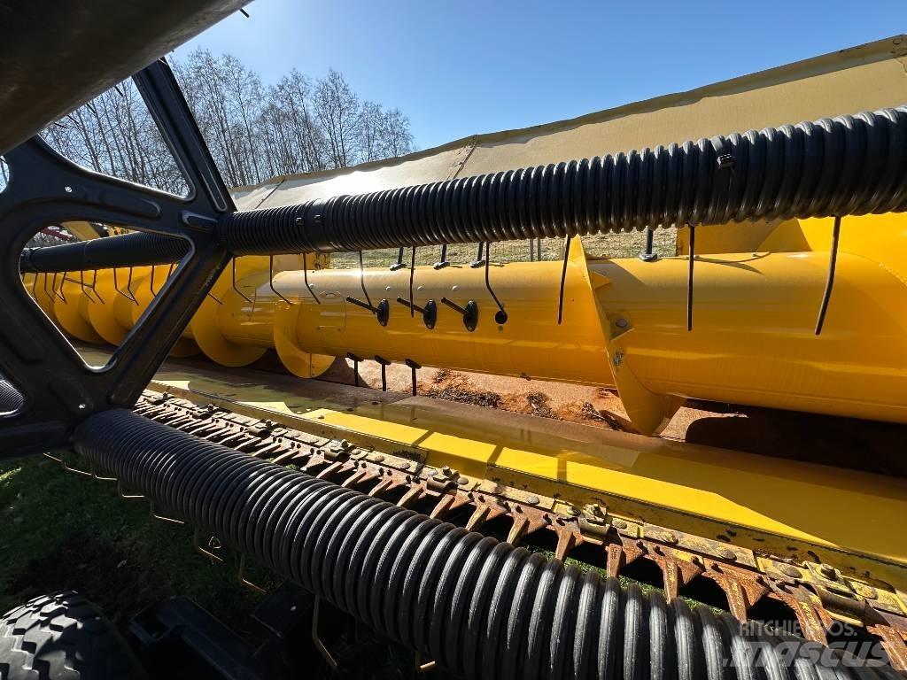 New Holland CX 8080 Зернозбиральні комбайни
