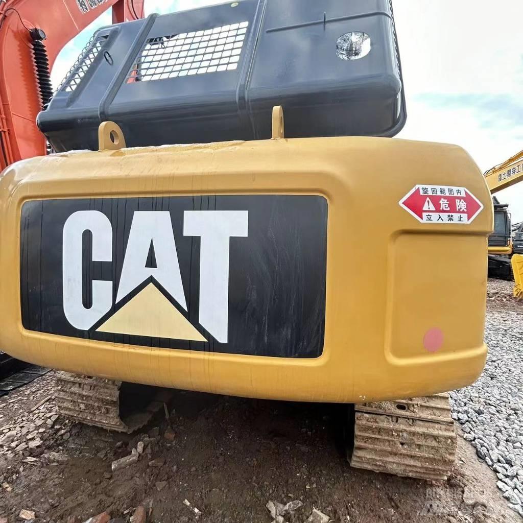 CAT 325 D Гусеничні екскаватори