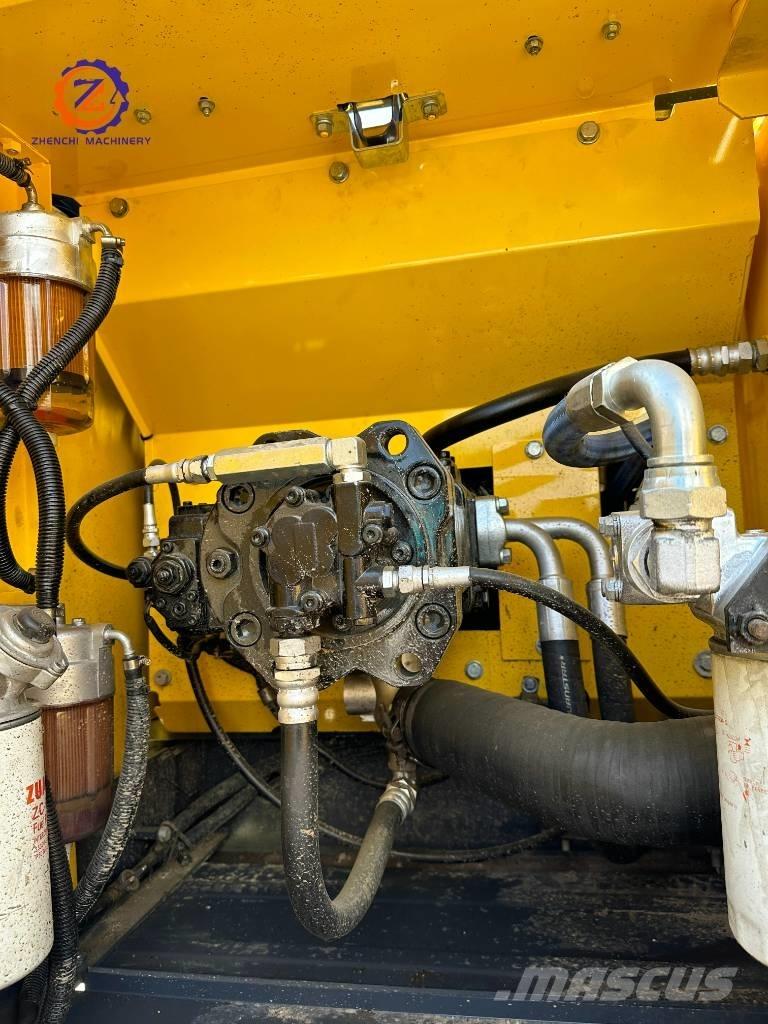 Kobelco SK 200 Гусеничні екскаватори