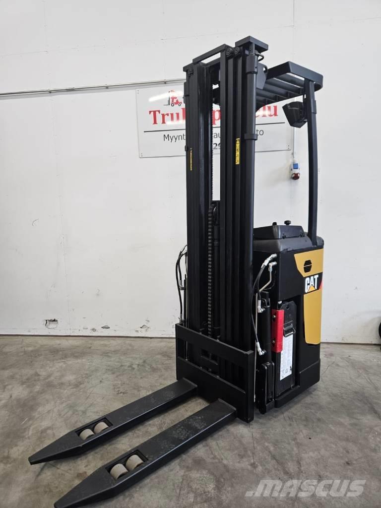 CAT NSR16N (Myyty) Самохідні електроштабелери