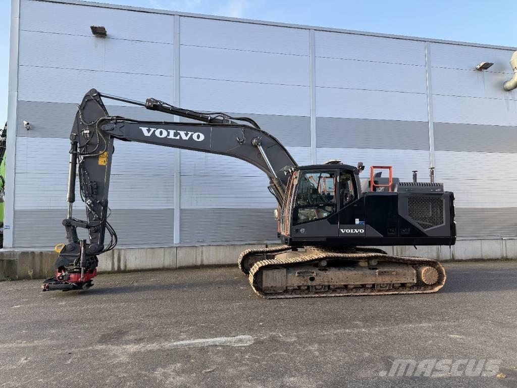 Volvo EC 250 EL Гусеничні екскаватори
