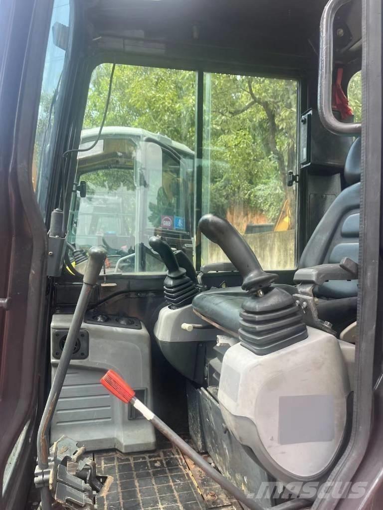 Kubota KX161-3 Гусеничні екскаватори