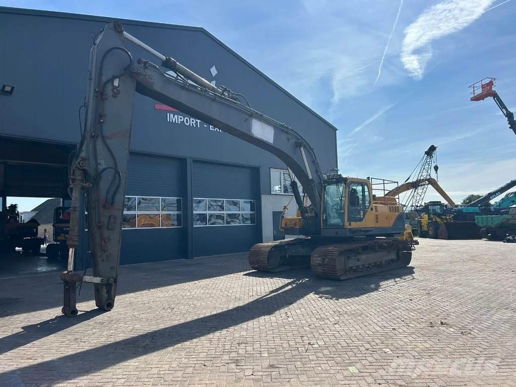 Volvo EC360 Гусеничні екскаватори