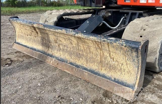 Kubota KX080-4S2 Гусеничні екскаватори