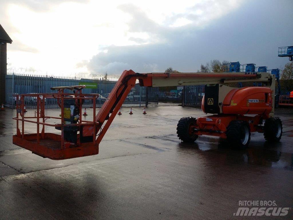 JLG 800AJ Колінчаті підйомники