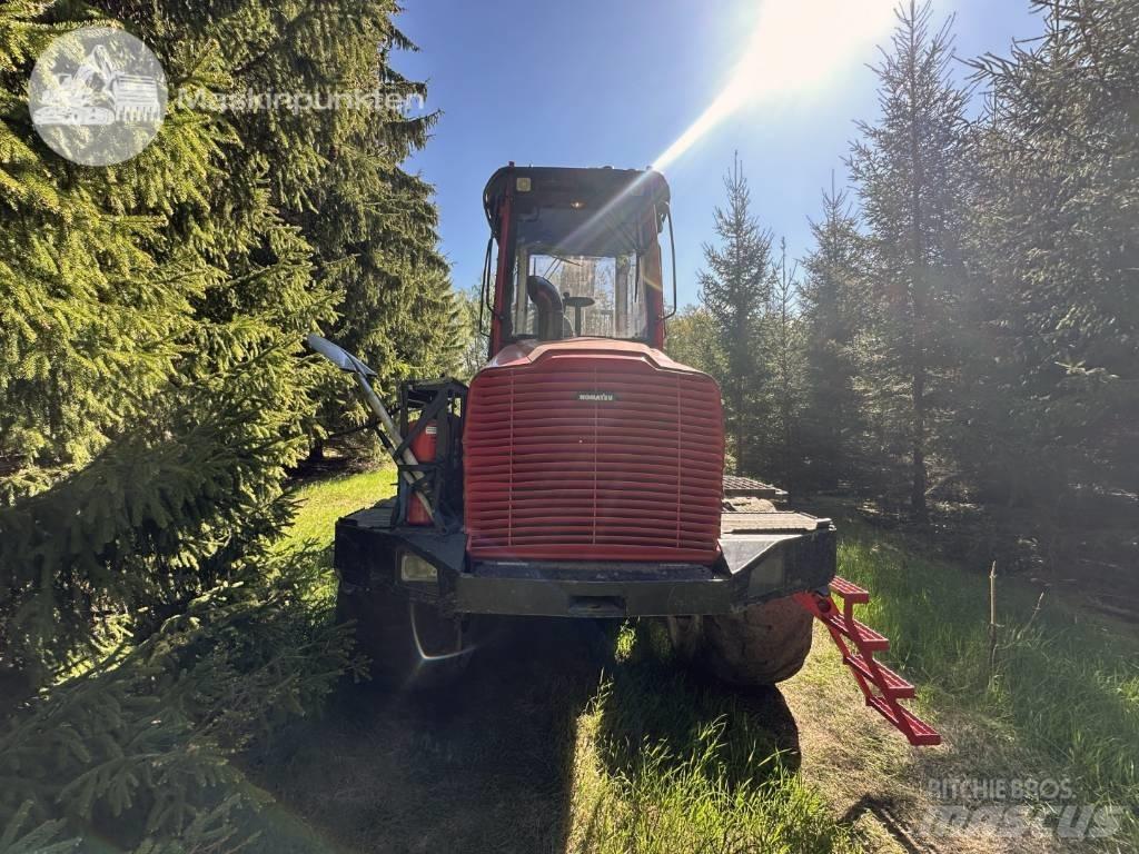 Komatsu 845 Форвардери