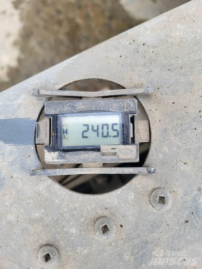 SkyJack 32/19 Підйомники-ножиці