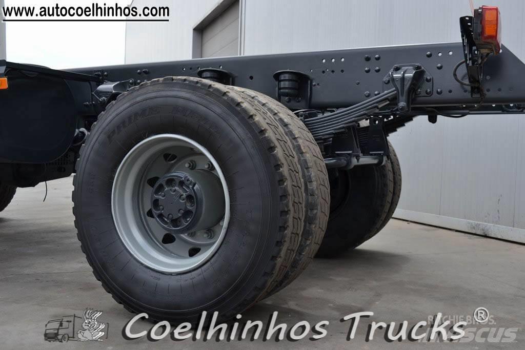 Volvo Fm 300  4x4 Шасі з кабіною