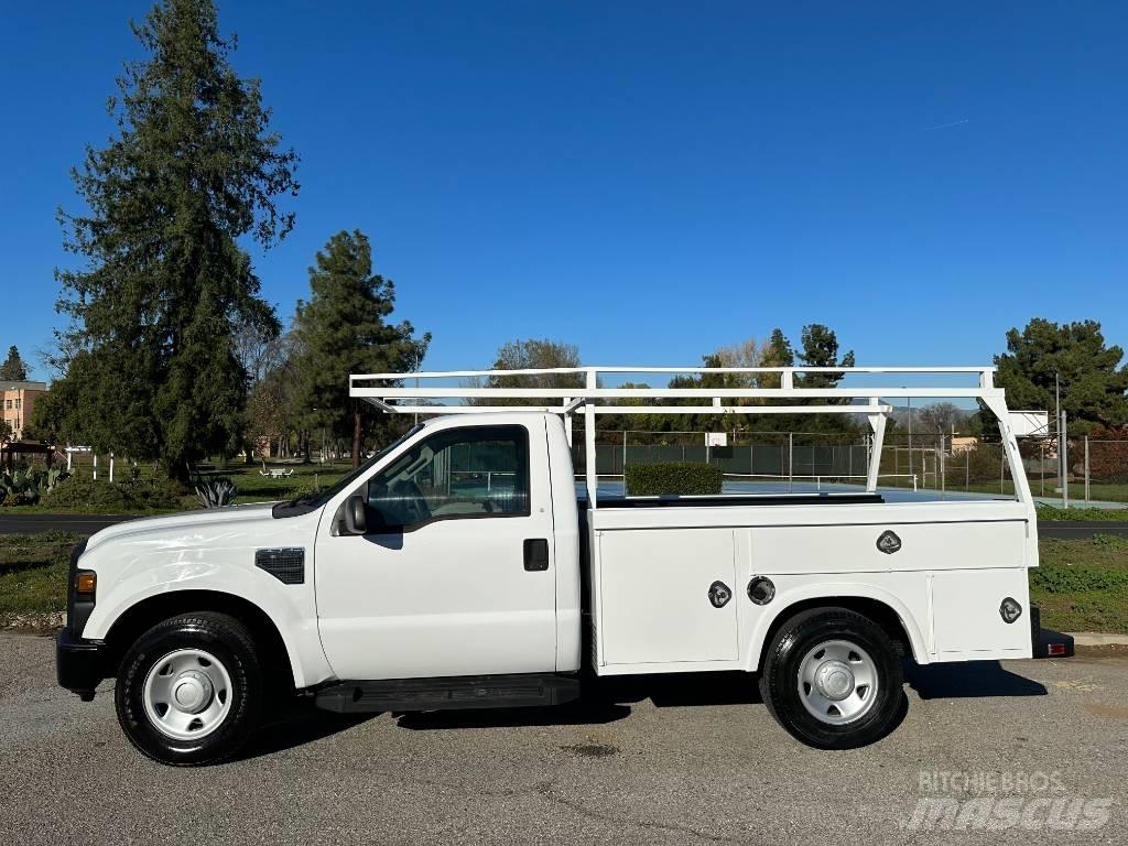 Ford F 250 Пікапи / Бічне розвантаження