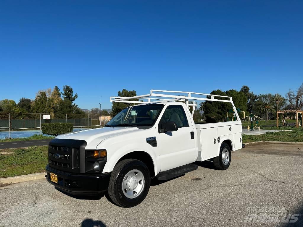 Ford F 250 Пікапи / Бічне розвантаження