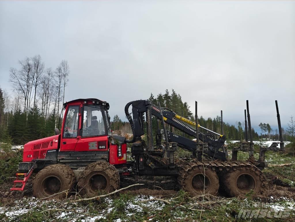 Komatsu 845 Форвардери