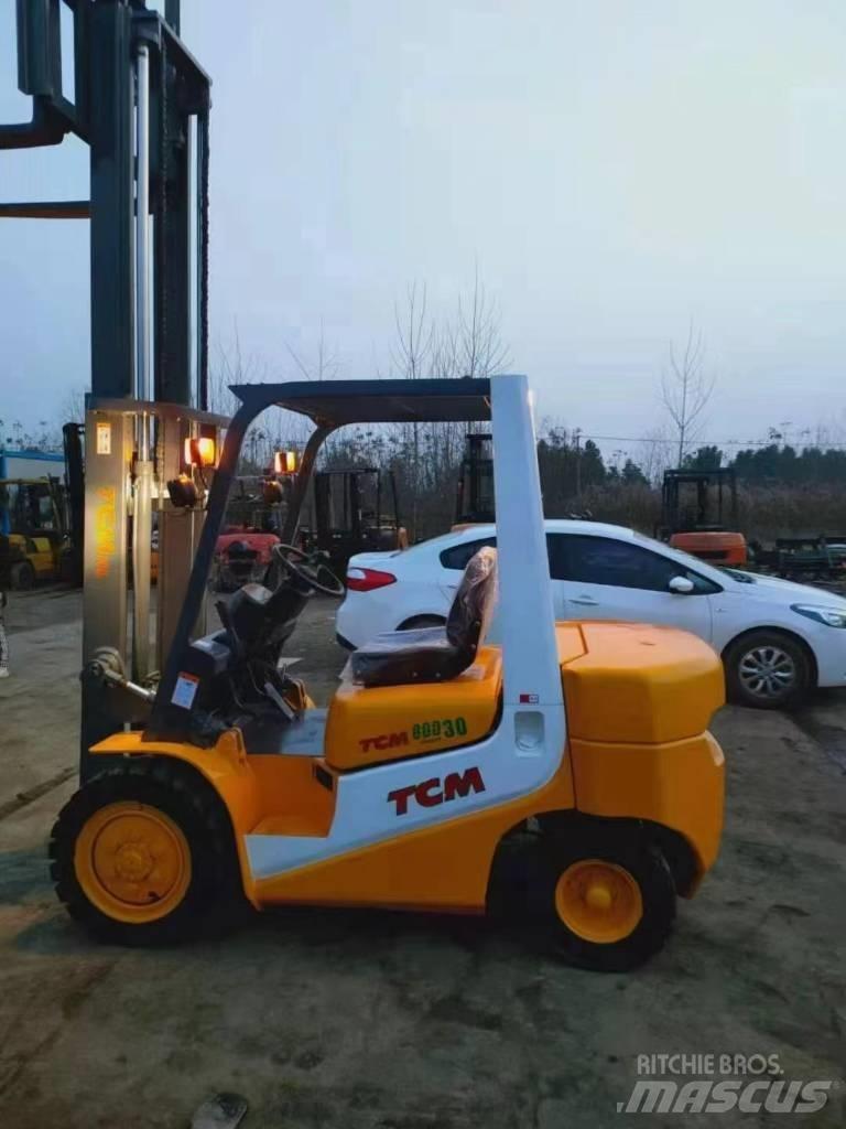 TCM FD30-1 Дизельні навантажувачі