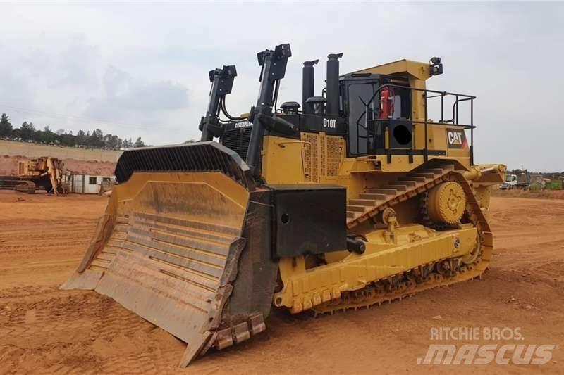 CAT  D10T Гусеничні бульдозери