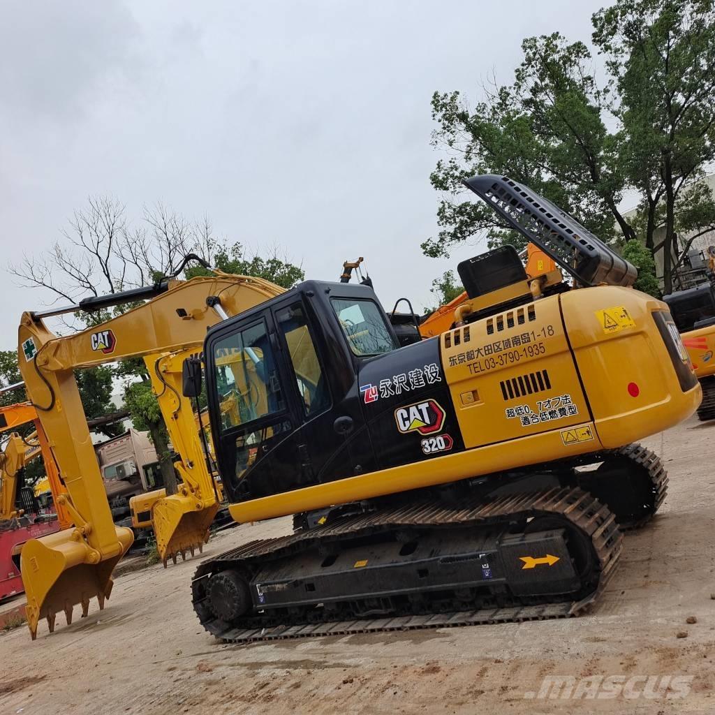 CAT 320 D2L Гусеничні екскаватори