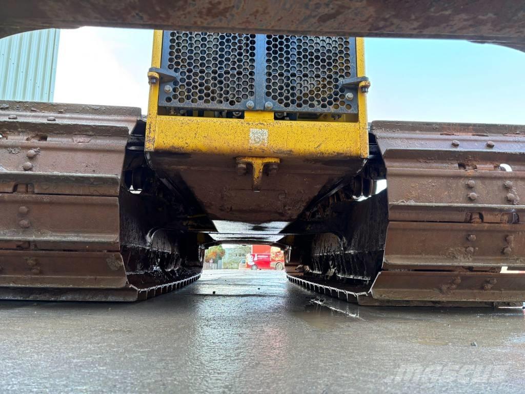 Komatsu D65PX-18E0 Гусеничні бульдозери