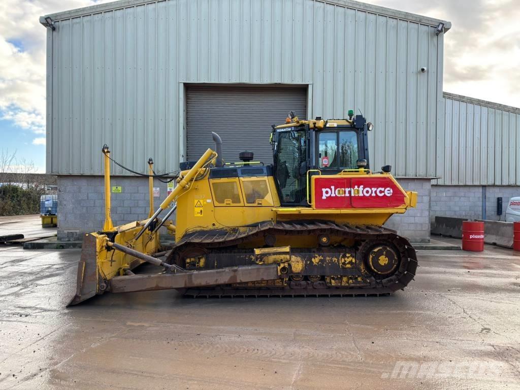 Komatsu D65PX-18E0 Гусеничні бульдозери