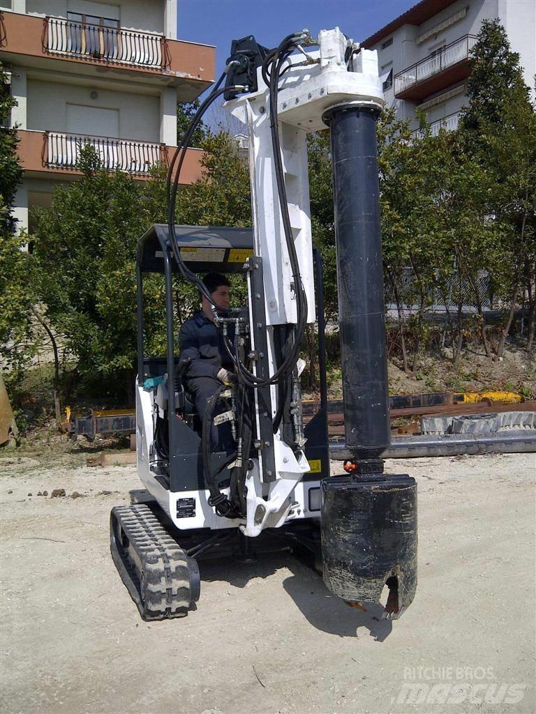 Tescar CF1 Копрові установки