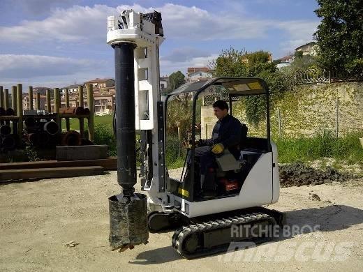 Tescar CF1 Копрові установки