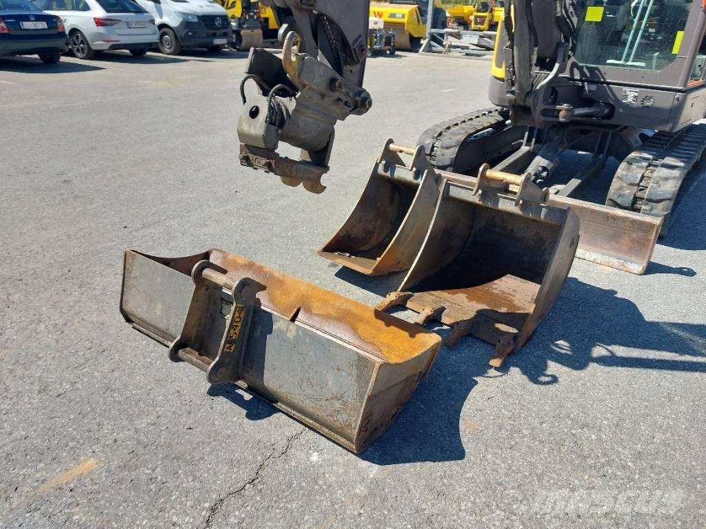 Volvo ECR 58 Гусеничні екскаватори