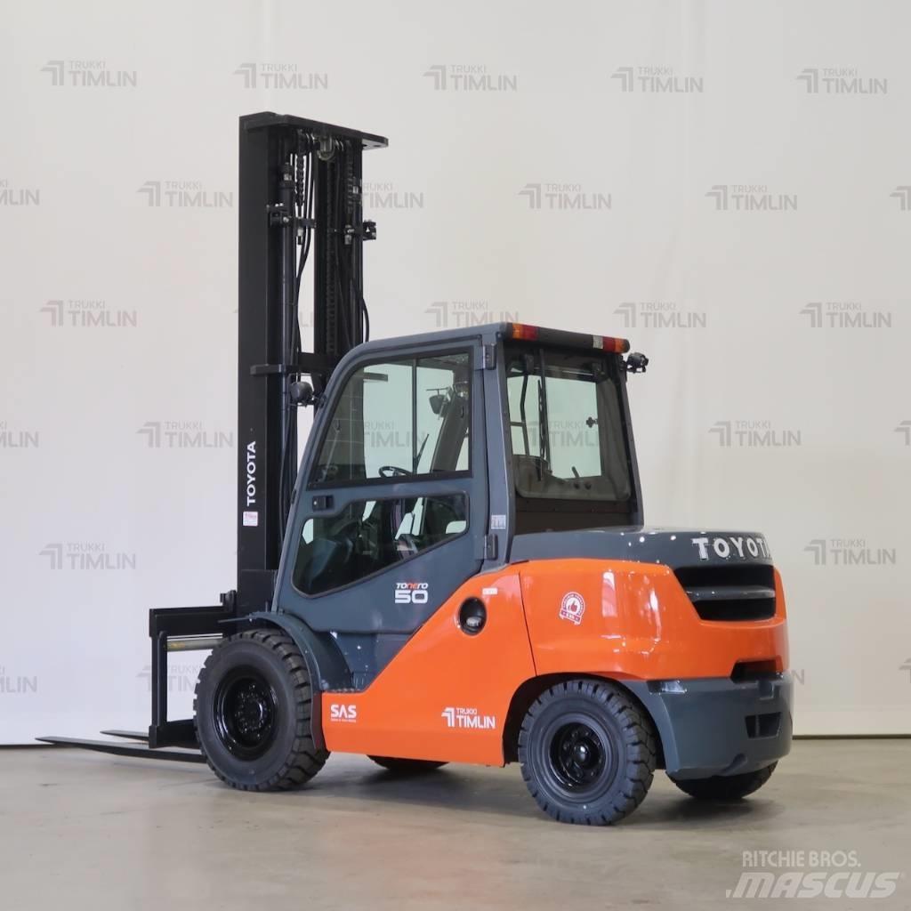 Toyota 40-8FD50N Дизельні навантажувачі