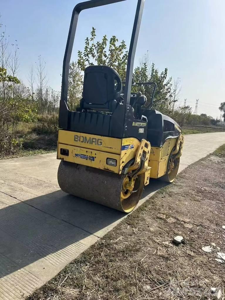Bomag BW 100 AD Котки тротуарні