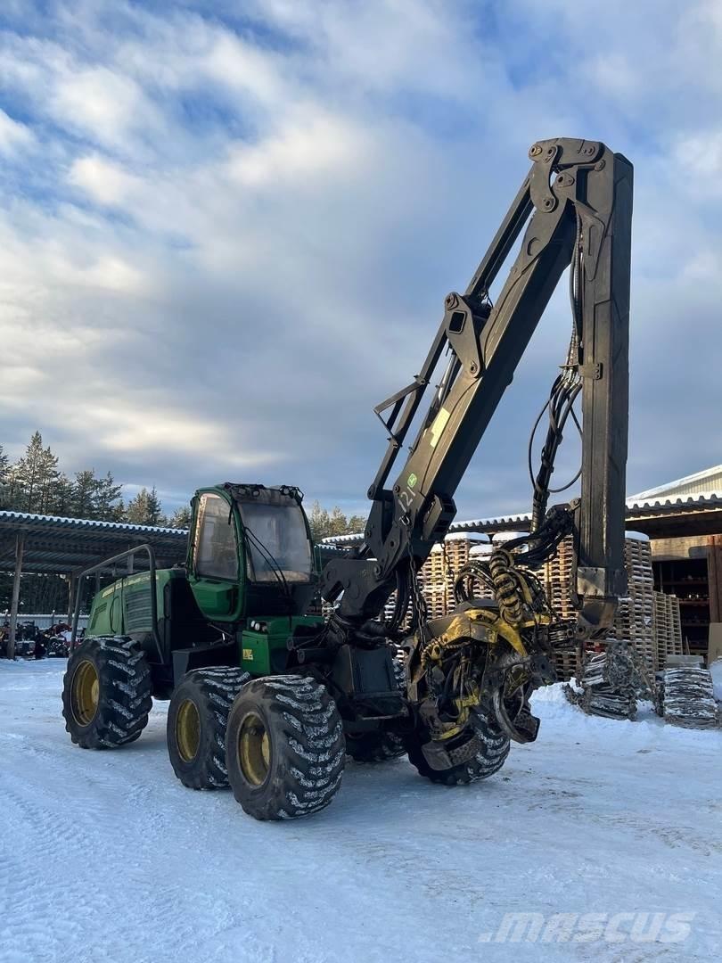 John Deere 1270E Харвестери