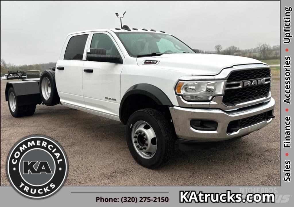 RAM 5500 TRADESMAN Шасі з кабіною