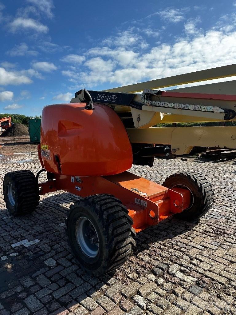 JLG 450 AJ II Колінчаті підйомники