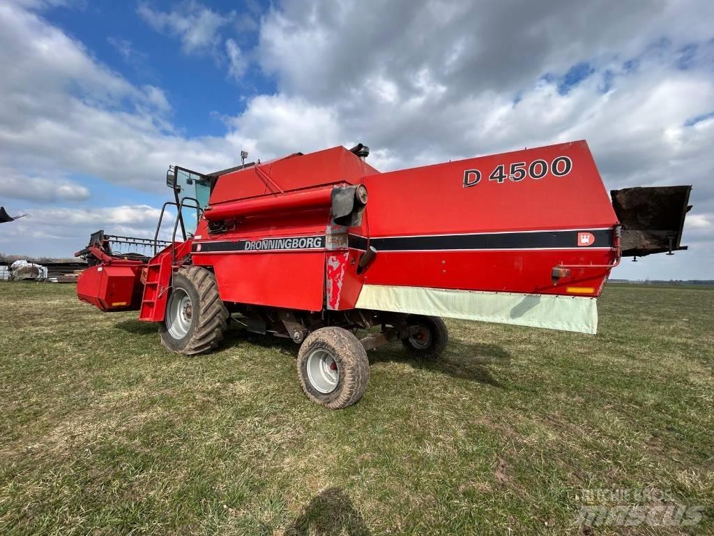 Dronningborg D4500 Зернозбиральні комбайни