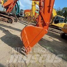 Hitachi 130K-HG Гусеничні екскаватори