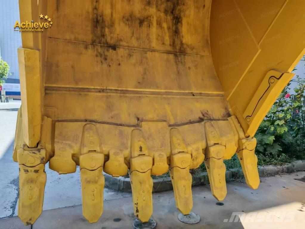 Komatsu PC 2000 Гусеничні екскаватори