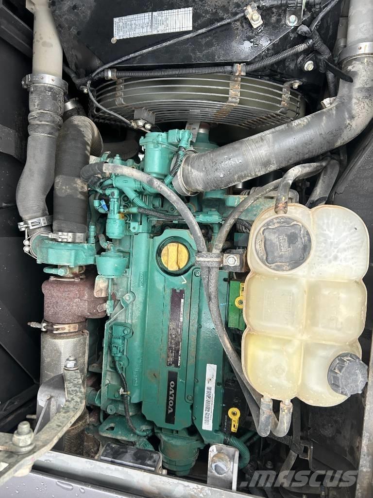 Volvo EC 140 EL Гусеничні екскаватори