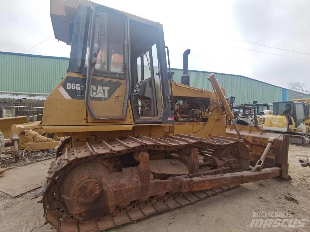 CAT D 6 G Гусеничні бульдозери