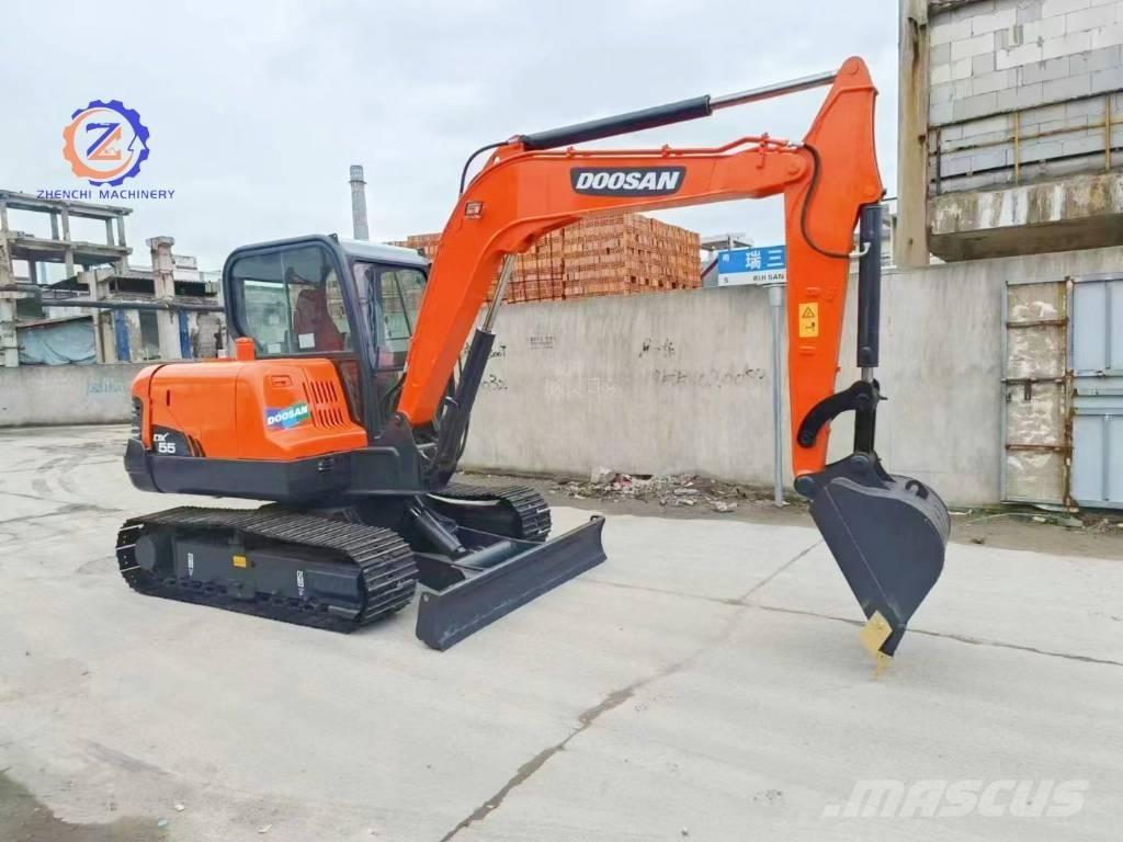 Doosan DX 55 Міні-екскаватори < 7т