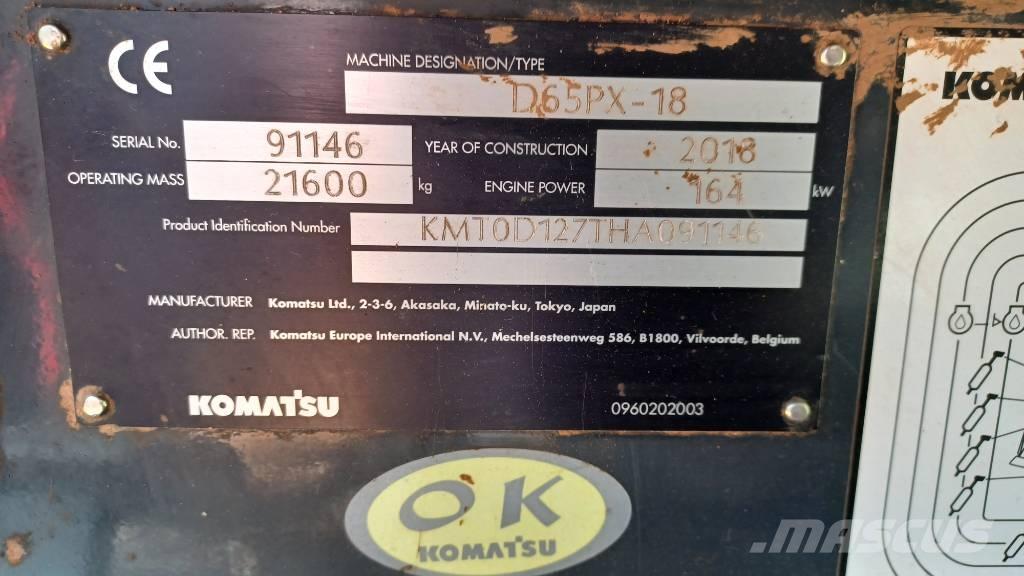 Komatsu D65PX-18 Гусеничні бульдозери