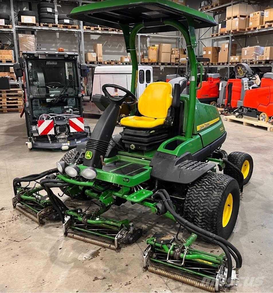John Deere 7500A Косарки фарватера