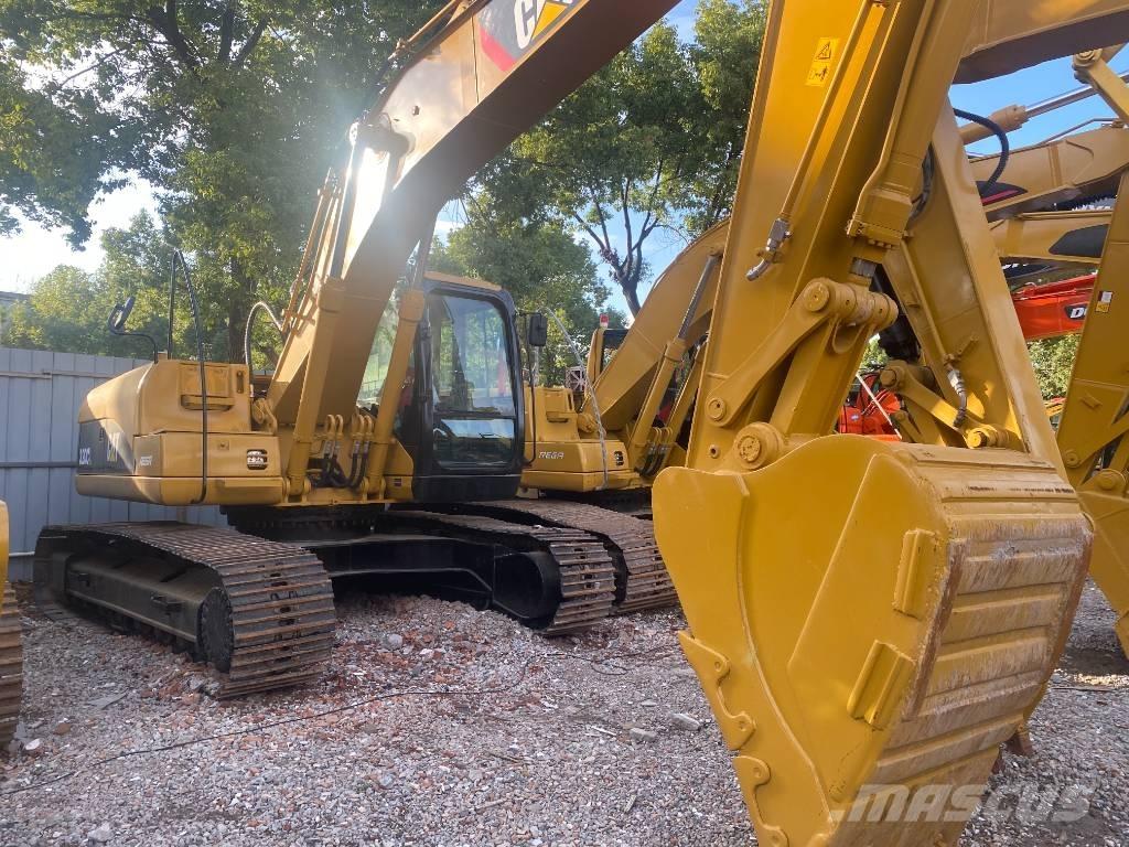 CAT 320 C L Гусеничні екскаватори