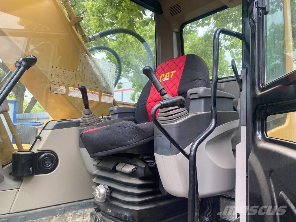 CAT 320 C L Гусеничні екскаватори