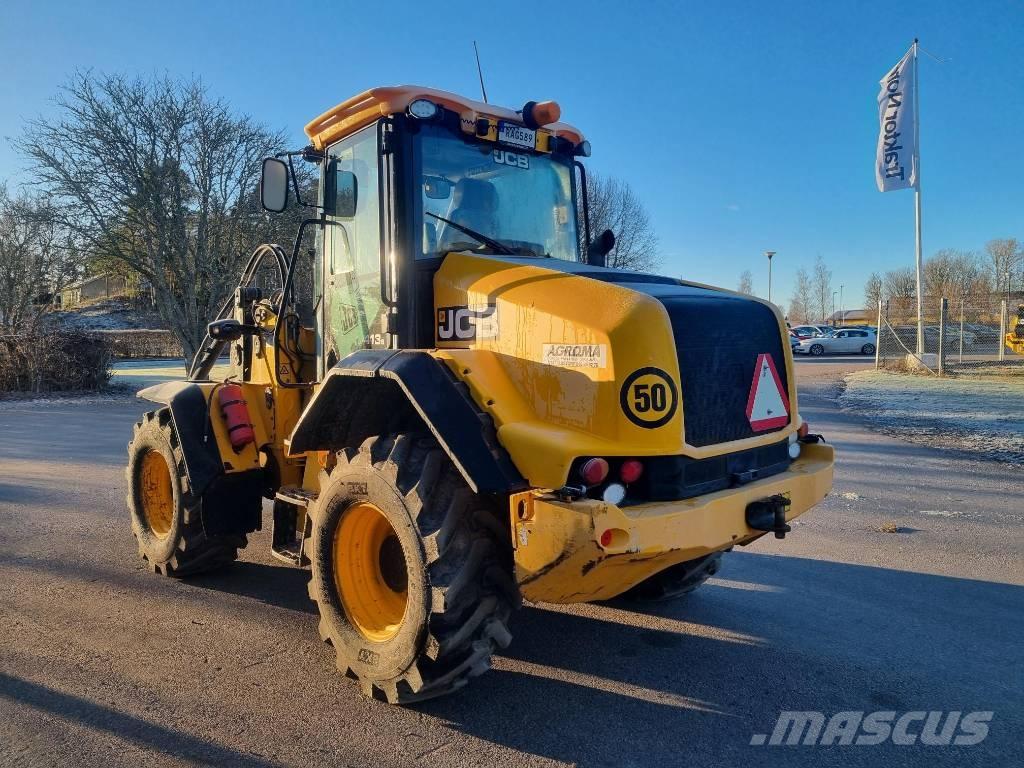 JCB 413S Фронтальні навантажувачі
