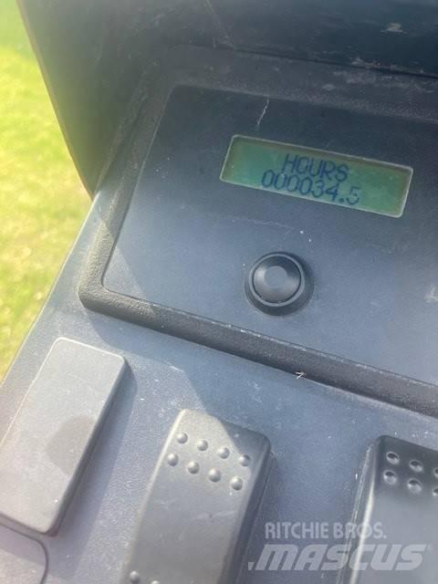 Jacobsen LF550 Косарки фарватера
