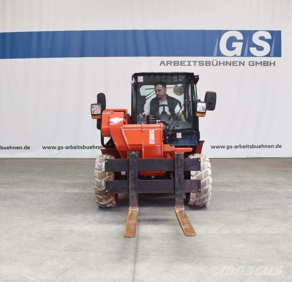 JCB 520-40 4WS Телескопічні навантажувачі