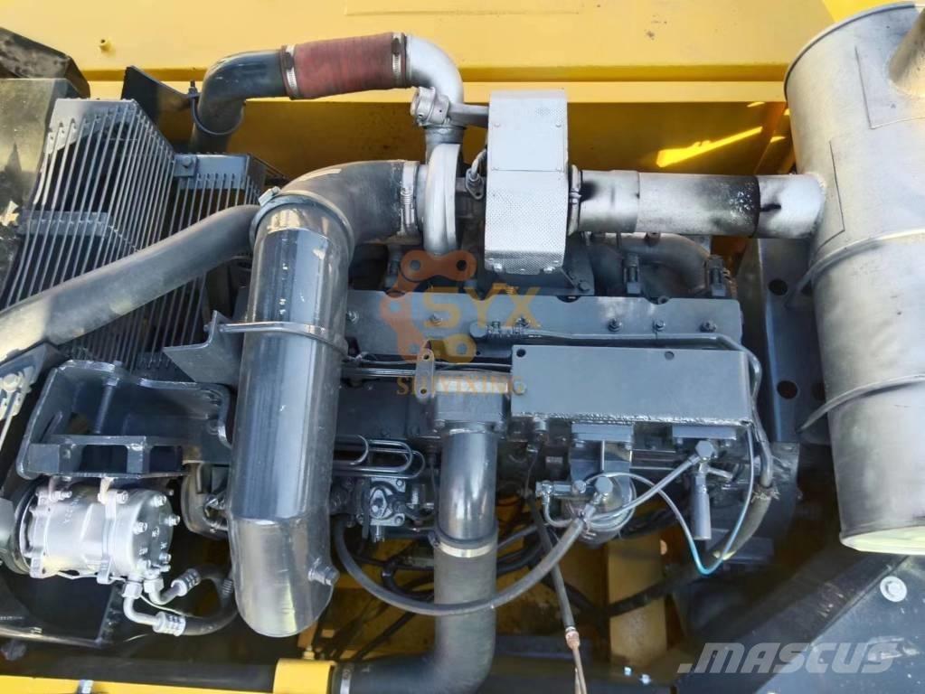 Komatsu PC 300-7 Гусеничні екскаватори