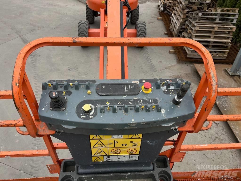JLG 460 SJ Телескопічні підйомники