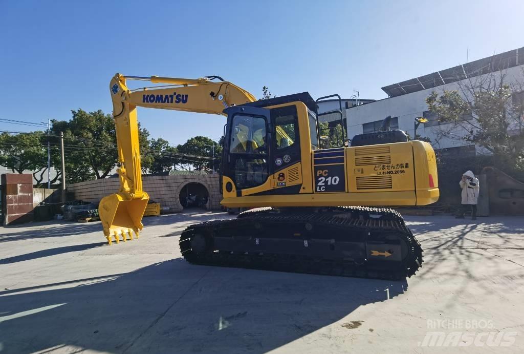 Komatsu PC210LC Гусеничні екскаватори